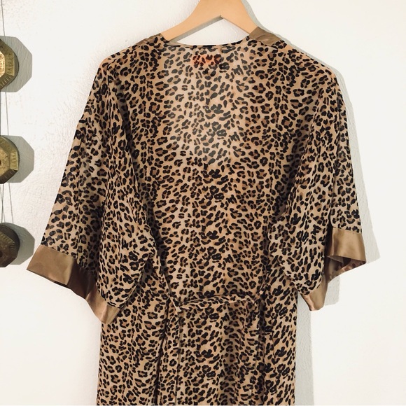 Energy > Leopard Print Kimono Robe and Slip Dress Matching Set > M - Picture 8 of 13